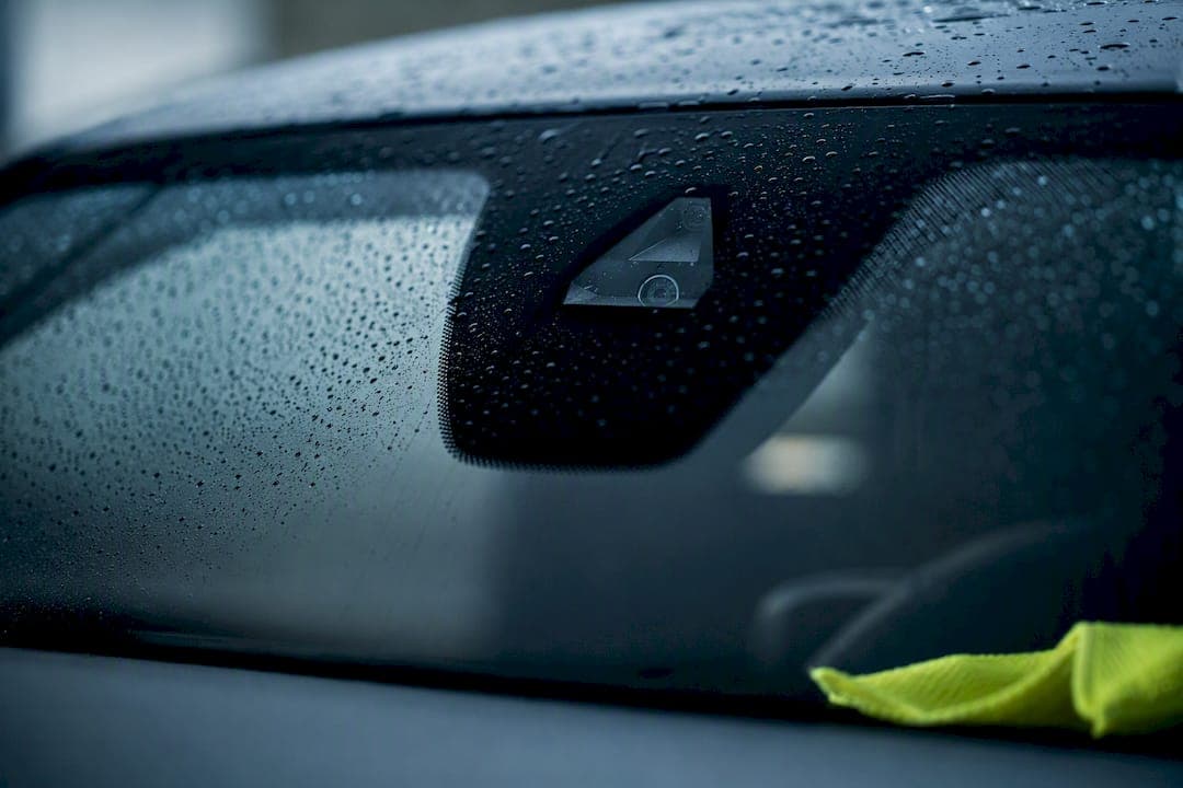 4 vérifications avant votre passage en atelier pour le capteur de pluie